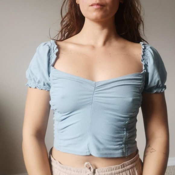 ✨Cottage Crop Top✨ - Picture 1 of 5